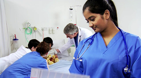 Professional home nursing services in Mumbai providing medical care at home